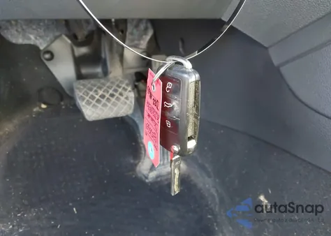 2016 Volkswagen Jetta 1.8T Sport из США, поврежденный, VIN 3VWD17AJ0GM419582